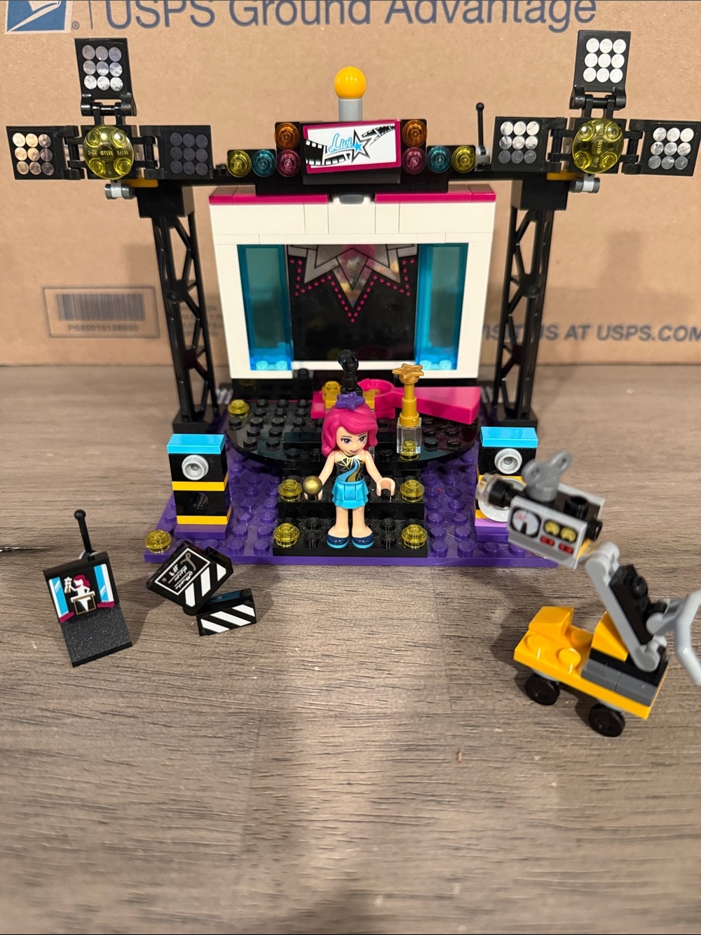 Lego Friends Pop Star TV Studio (41117)